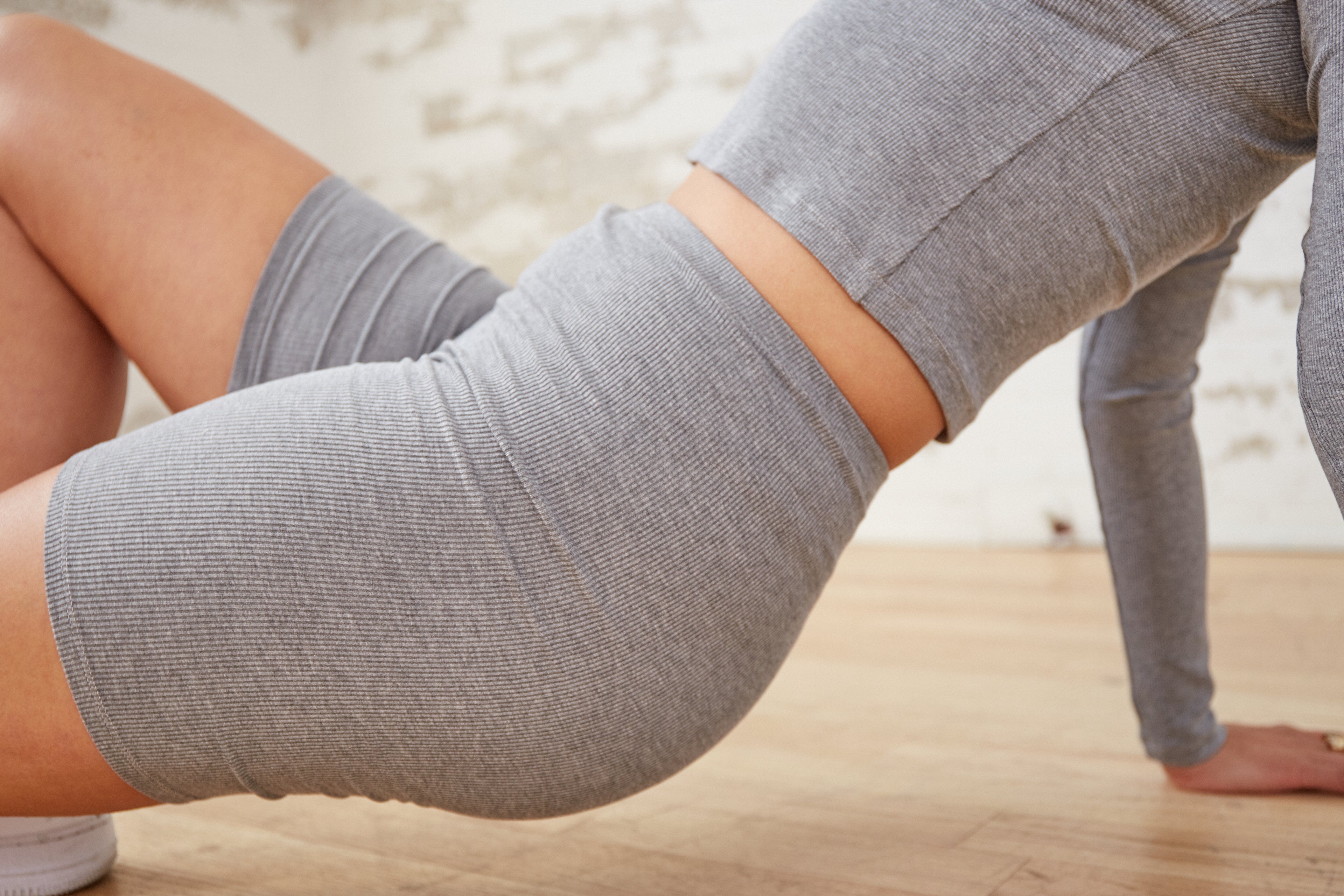 PONY BIKE SHORT - Heather Grey